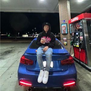 Meet your Posher, Van